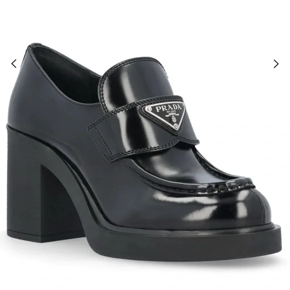 Prada block-heel patent-leather loafers. New size 40 - Picture 2 of 4